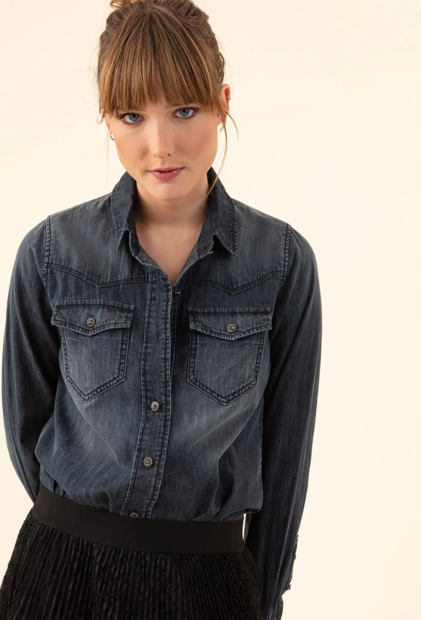 Chemise en jean gris Petula 100% coton | INDIES