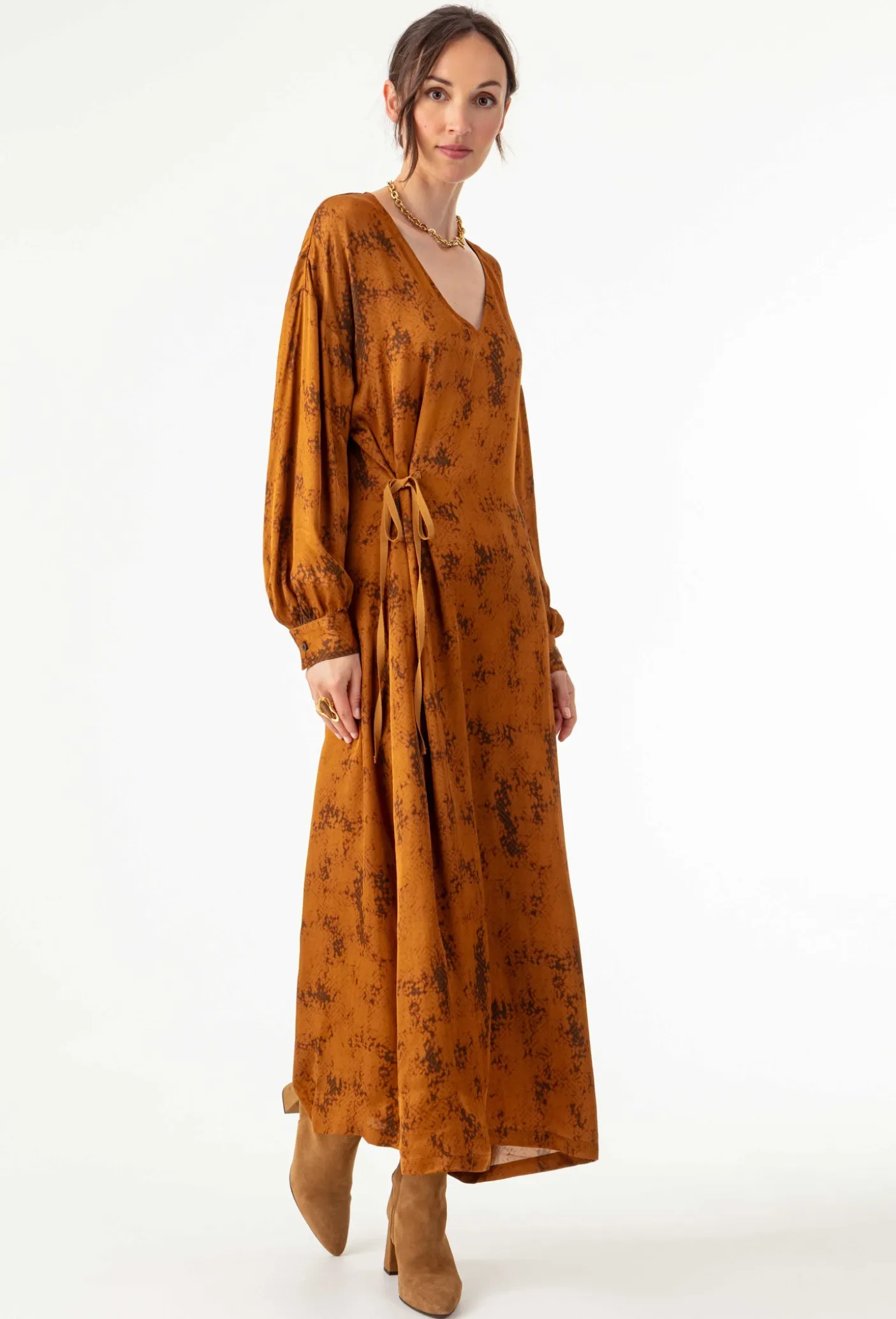 Robe EBONY