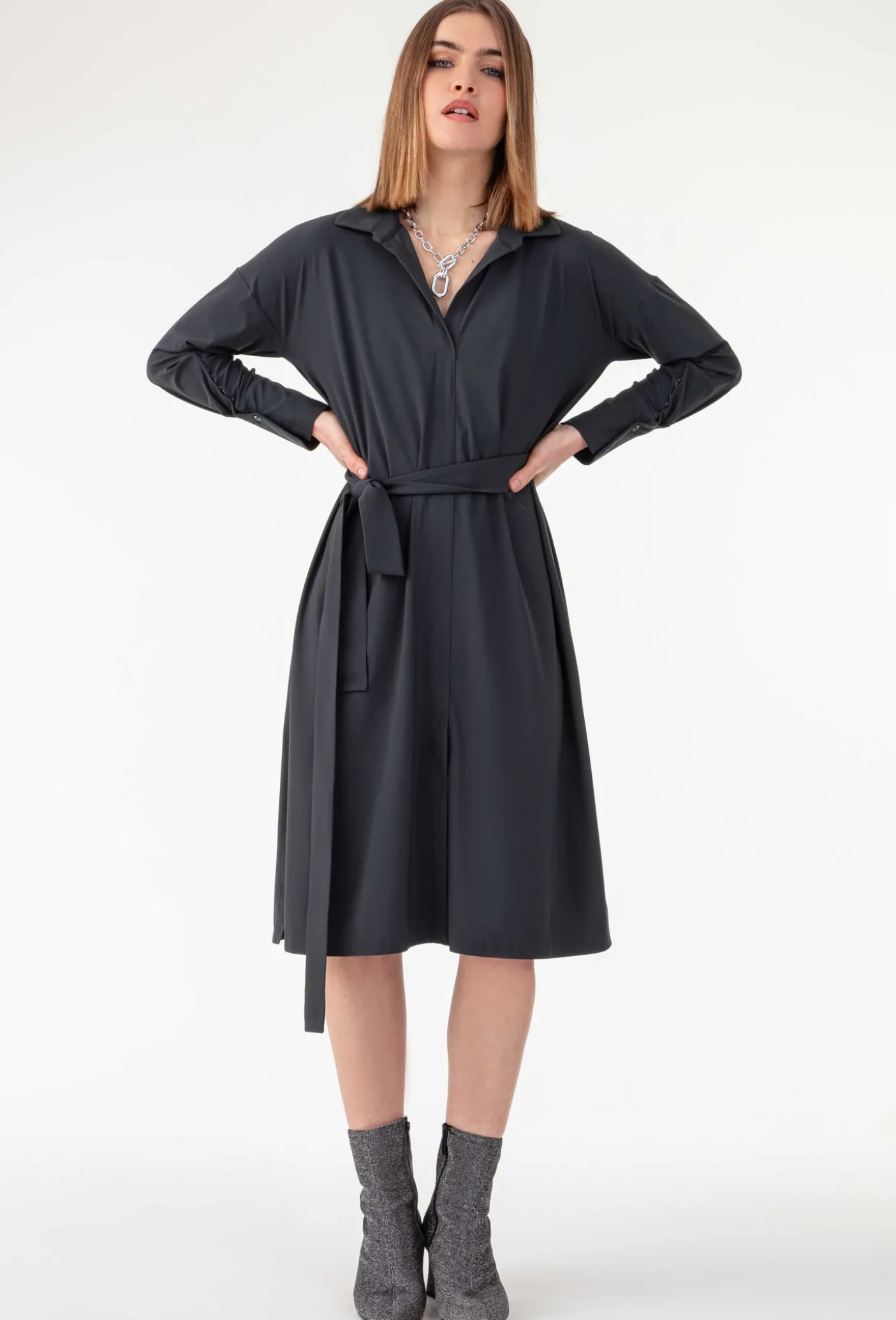 ROBE EMRYS
