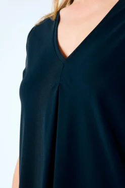 Robe Lilly