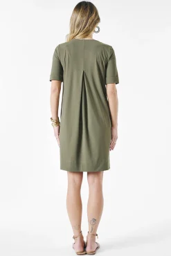 Robe Lilly
