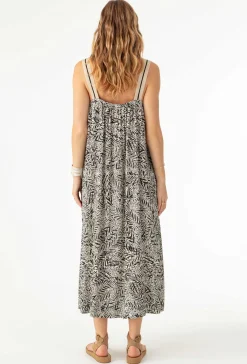 Robe MAGLA