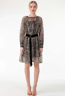 Robe PETRA